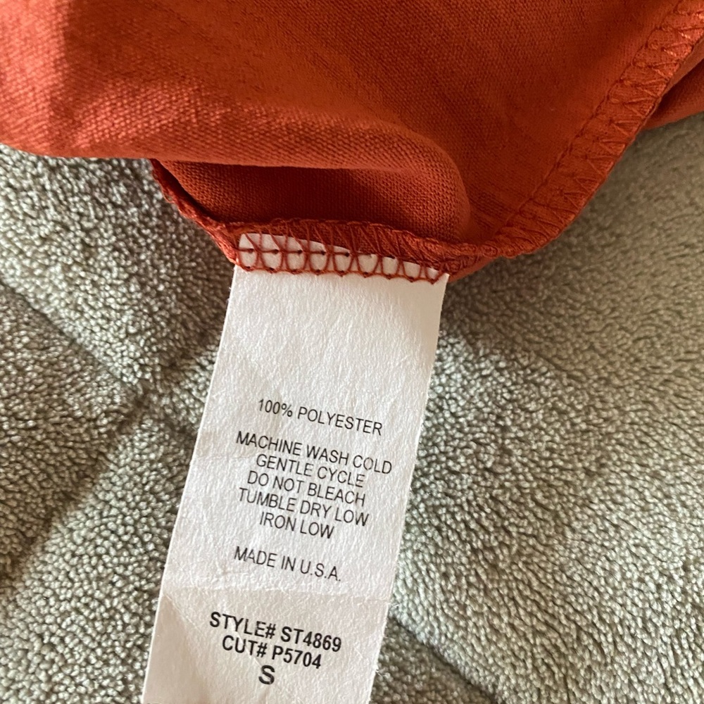 Rust Embroidered Flutter Top Size Small - Picture 4 of 4